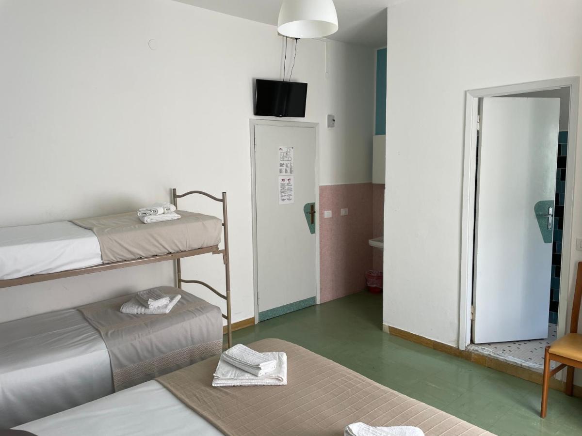 Hotel Aloha